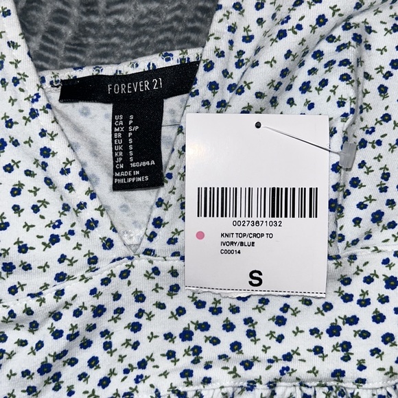 Floral crop top - Picture 3 of 3